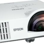 Epson EB-L210SF recenze