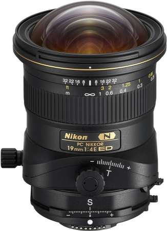 Nikon Nikkor PC-E 19mm f/4E ED recenze