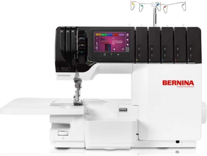 Bernina L 890 recenze