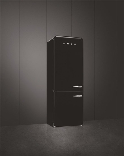 Smeg FAB38LBL5 recenze