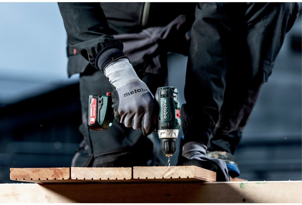 Metabo PowerMaxx BS 12 601036800 recenze